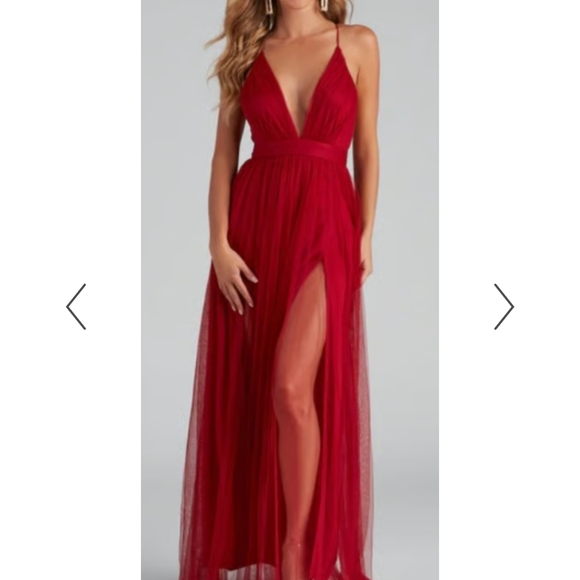 Windsor Dresses & Skirts - Elegant Red Gown